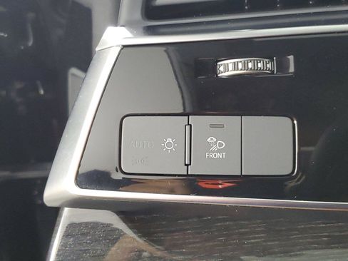Used 2025 Audi Q8 Premium w/ Black Optic Package AWD/4WD image 34