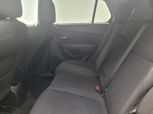 Used 2019 Chevrolet Trax LS w/ Tint and Cruise Package FWD image 18