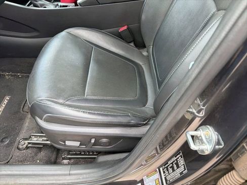 Certified 2022 Hyundai Tucson SEL w/ Convenience + Premium Package image 8