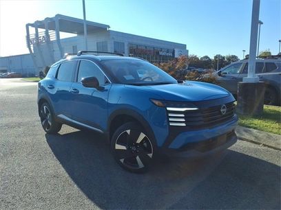 New 2026 Nissan Kicks SR w/ Cold Weather Package