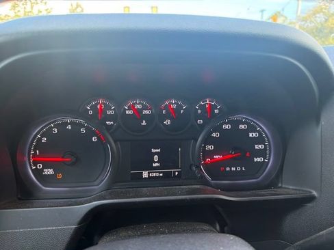 Used 2020 GMC Sierra 1500 4x4 Crew Cab w/ Sierra Value Package image 13