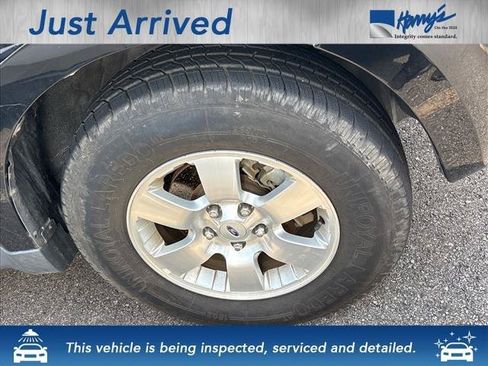 Used 2012 Ford Escape Limited w/ Class II Trailer Tow Pkg FWD image 4