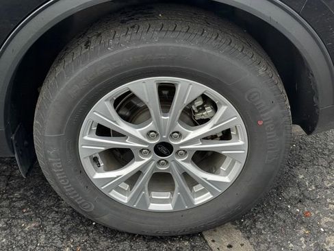 Used 2025 Ford Escape Active AWD/4WD image 11
