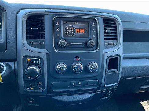 Used 2017 RAM 1500 Express AWD/4WD image 17