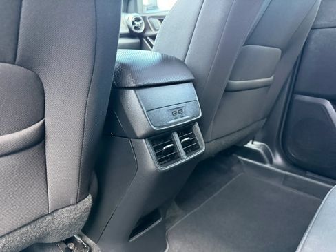 Used 2026 Chevrolet Equinox LT AWD/4WD image 22