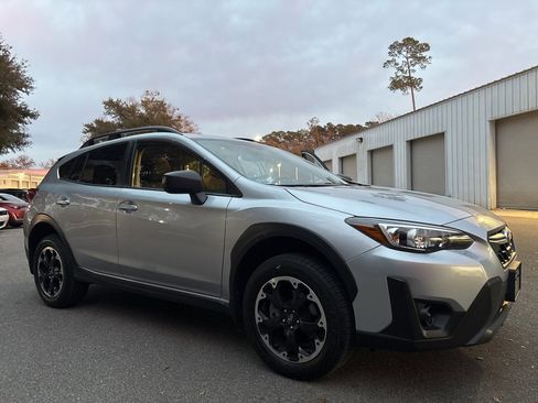 Certified 2023 Subaru Crosstrek 2.0i image 1