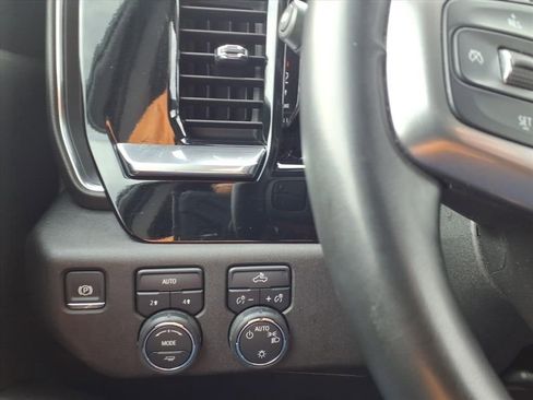 Used 2025 Chevrolet Silverado 1500 LT image 14