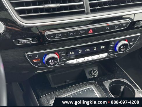 Used 2018 Audi Q7 3.0T Prestige w/ Prestige Package image 27