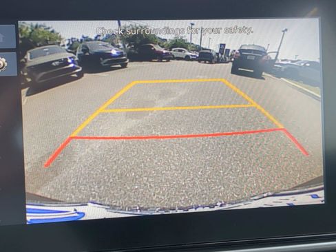 New 2025 Hyundai Venue SEL FWD image 18