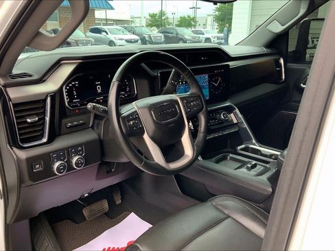 Used 2024 GMC Sierra 2500 Denali w/ Denali Reserve Package AWD/4WD image 13