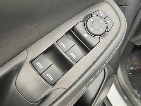 Used 2024 Buick Encore GX Sport Touring image 31