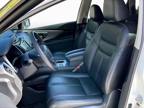 Used 2024 Nissan Murano SV w/ SV Midnight Edition Package FWD image 13