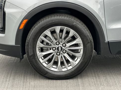 Used 2024 Cadillac XT4 Premium Luxury image 46