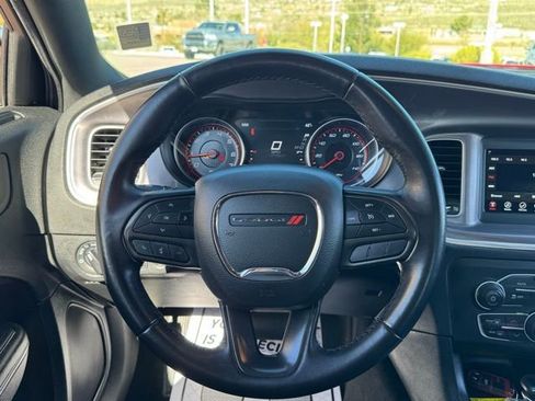 Used 2022 Dodge Charger SXT image 15