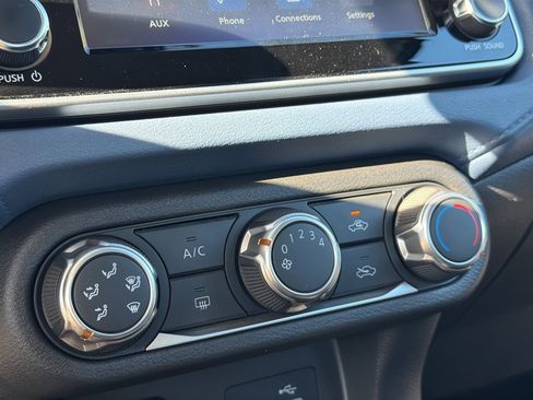 New 2025 Nissan Versa SV w/ Trunk Package image 25