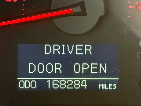 Used 2011 Toyota Sequoia Limited image 27