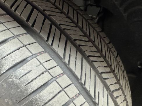 Used 2026 BMW iX xDrive45 image 29