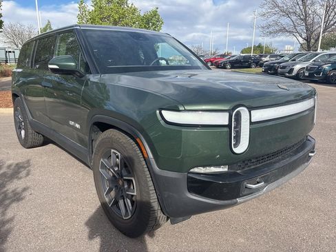 Used 2024 Rivian R1S Adventure AWD/4WD image 7