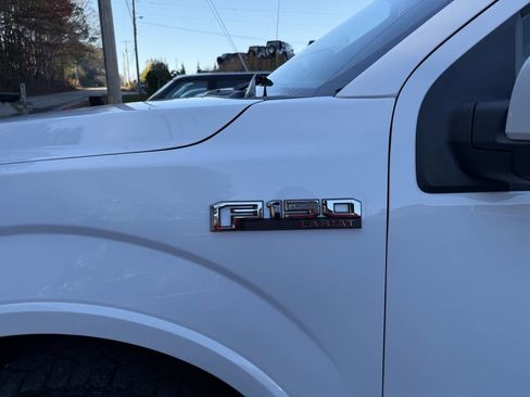 Used 2015 Ford F150 Lariat image 8