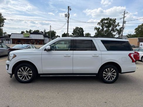Used 2018 Ford Expedition Max XLT w/ Equipment Group 202A AWD/4WD image 5