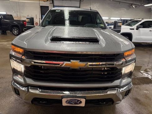 New 2026 Chevrolet Silverado 2500 LT AWD/4WD image 2