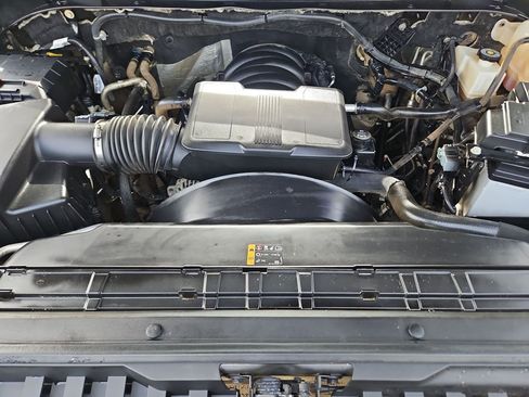 Used 2024 GMC Sierra 2500 SLE image 30