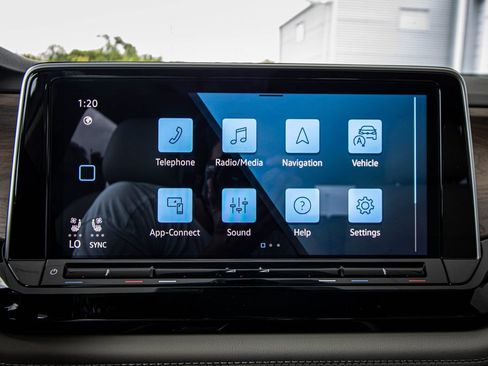 New 2026 Volkswagen Atlas SE FWD image 42