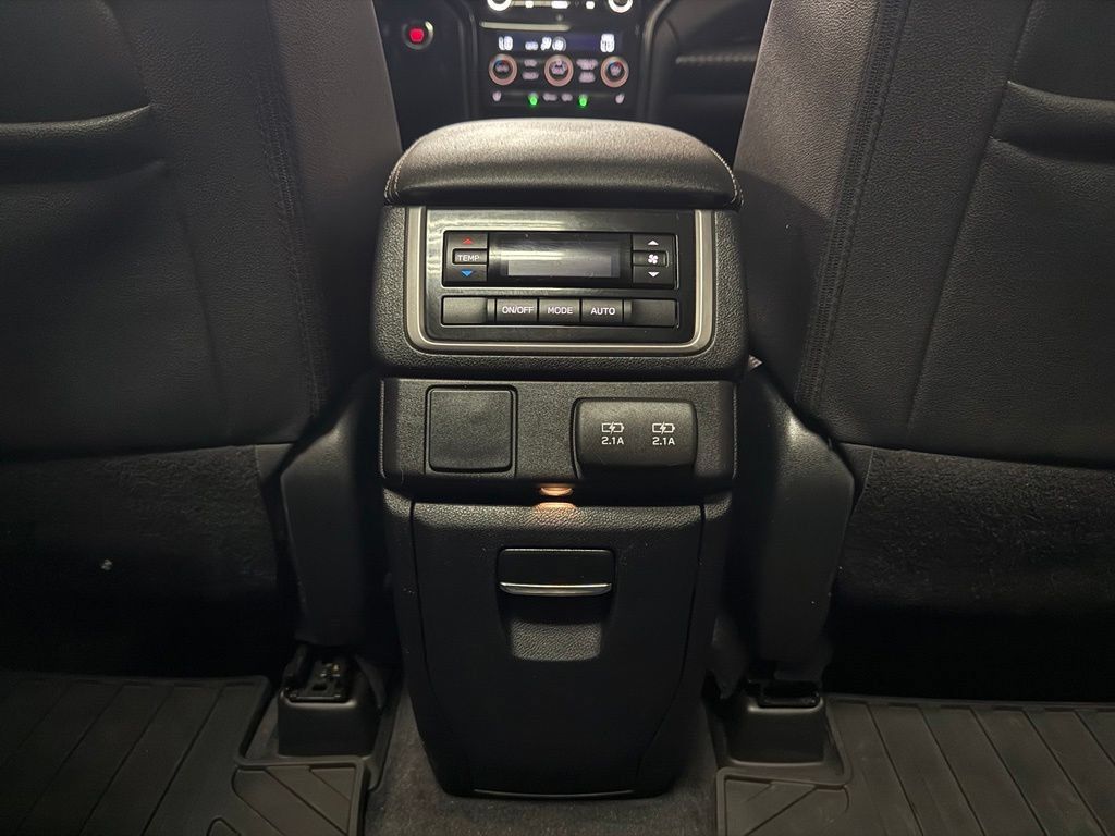 Used 2022 Subaru Ascent Onyx Edition AWD/4WD image 18