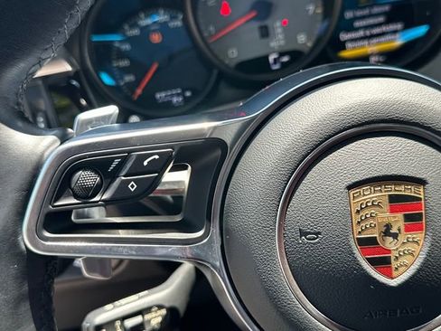 Used 2021 Porsche Macan S AWD/4WD image 25