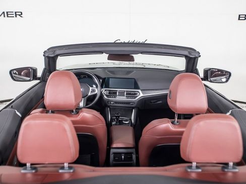 Used 2022 BMW M440i Convertible RWD image 16