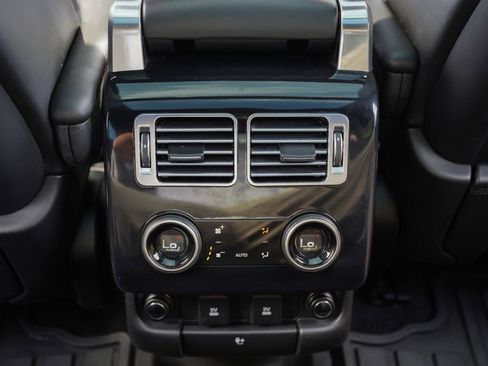Used 2019 Land Rover Range Rover HSE AWD/4WD image 36