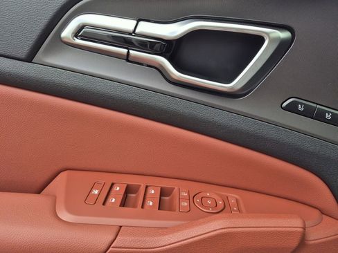 New 2026 Kia Sportage SX AWD/4WD image 7