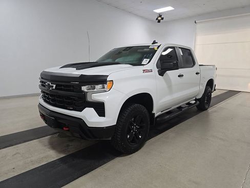 Used 2023 Chevrolet Silverado 1500 LT Trail Boss w/ Protection Package AWD/4WD image 3