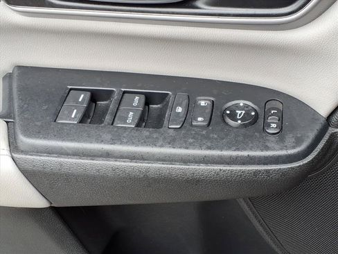 Certified 2022 Honda CR-V Touring image 34