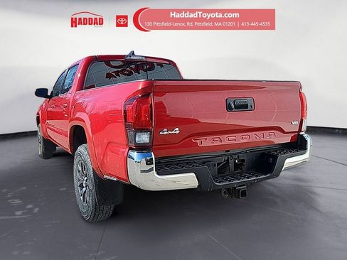Used 2020 Toyota Tacoma SR5 image 3