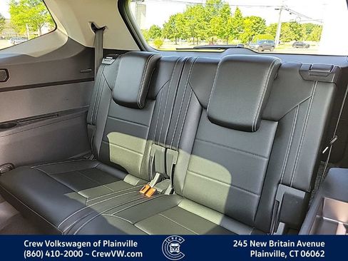 Certified 2023 Volkswagen Atlas SE w/ Panoramic Sunroof Package AWD/4WD image 51