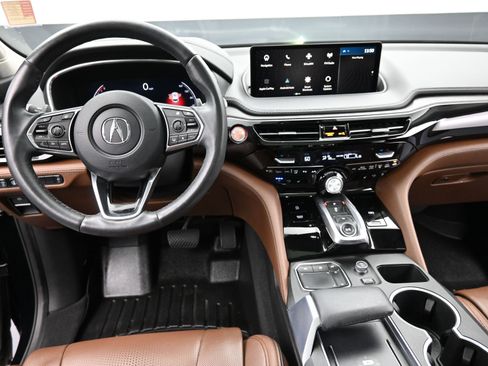 Used 2024 Acura MDX SH-AWD w/ Advance Package image 15