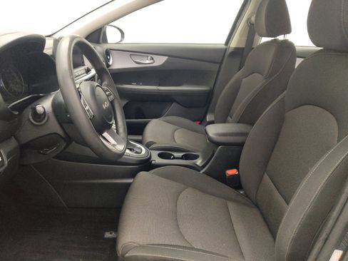 Used 2024 Kia Forte LXS FWD image 17