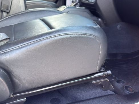 Used 2023 Jeep Gladiator Sport AWD/4WD image 22