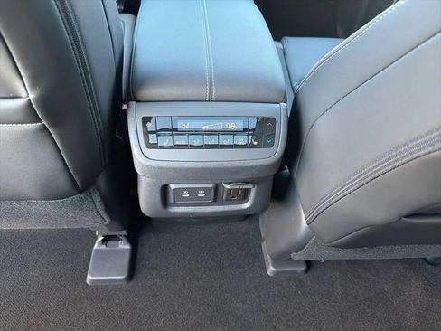 Used 2026 Nissan Pathfinder Platinum w/ Cargo Package AWD/4WD image 15