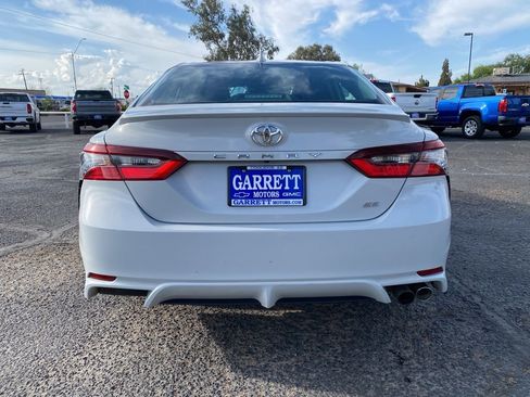Used 2023 Toyota Camry SE FWD image 14