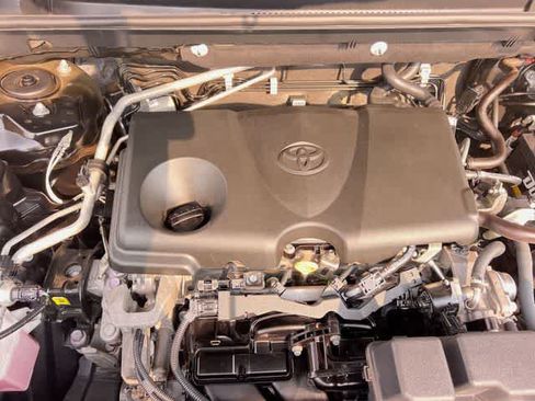 Used 2022 Toyota RAV4 Adventure AWD/4WD image 10