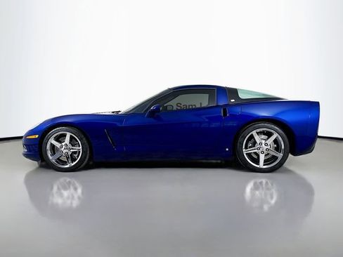 Used 2007 Chevrolet Corvette Coupe w/ Preferred Equipment Group image 4
