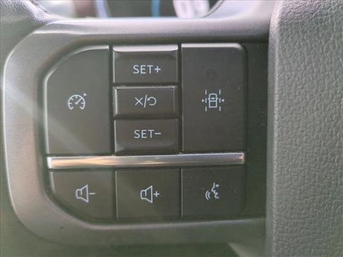 Used 2022 Ford F150 Lariat image 17