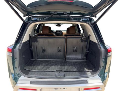 Used 2023 Nissan Pathfinder Platinum AWD/4WD image 10