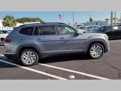 Used 2021 Volkswagen Atlas SE image 24