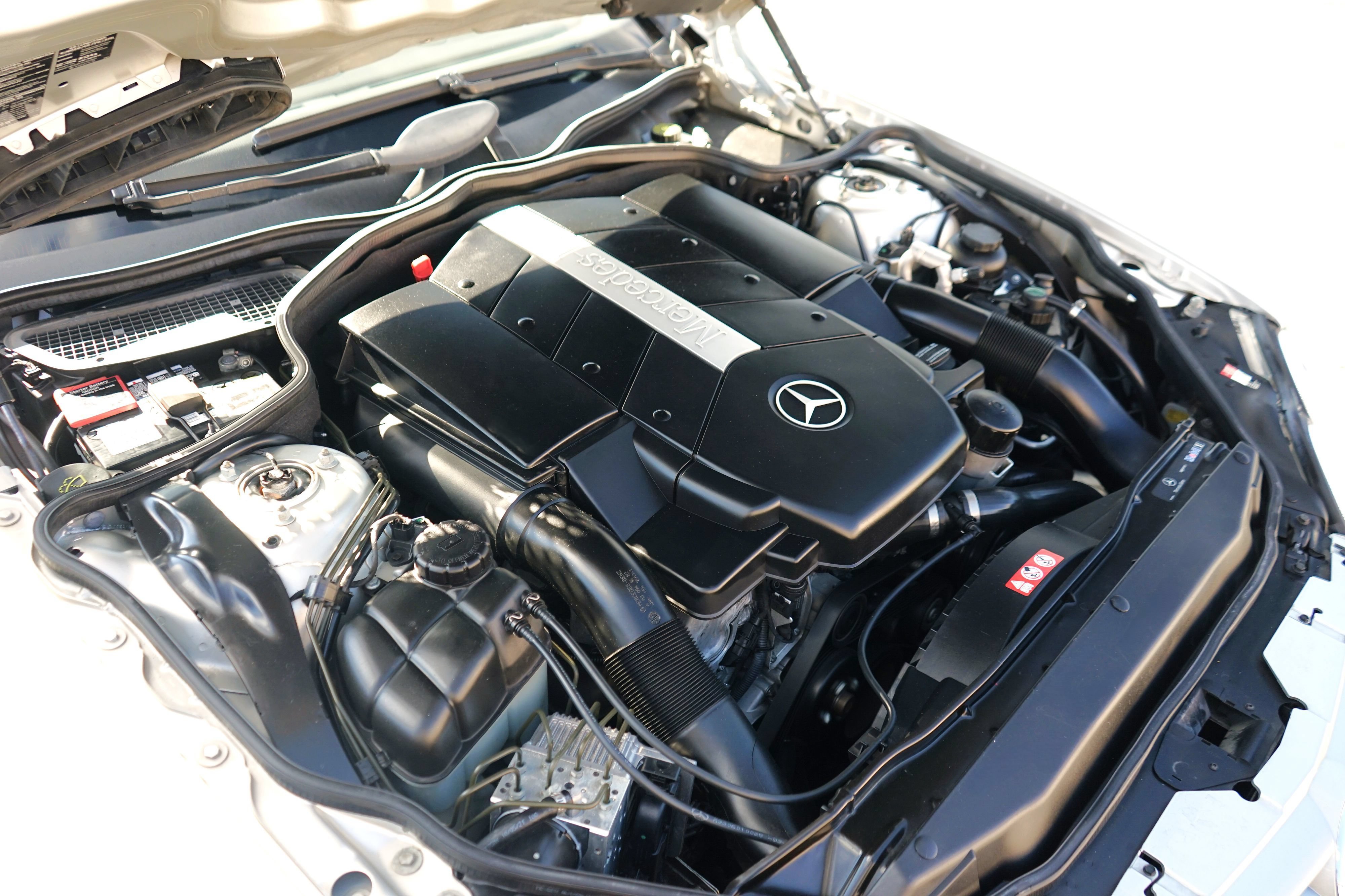Used 2004 Mercedes-Benz SL 500 image 32