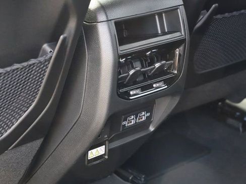 New 2025 Jeep Grand Cherokee Altitude AWD/4WD image 17