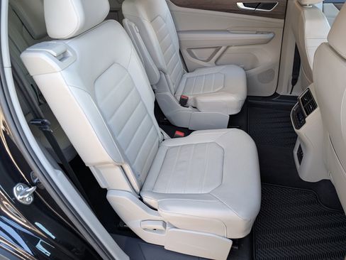 Used 2024 Volkswagen Atlas SEL image 20