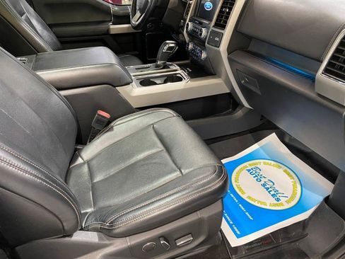 Used 2018 Ford F150 Lariat w/ Equipment Group 502A Luxury AWD/4WD image 21